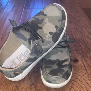 Hey Dude shoes